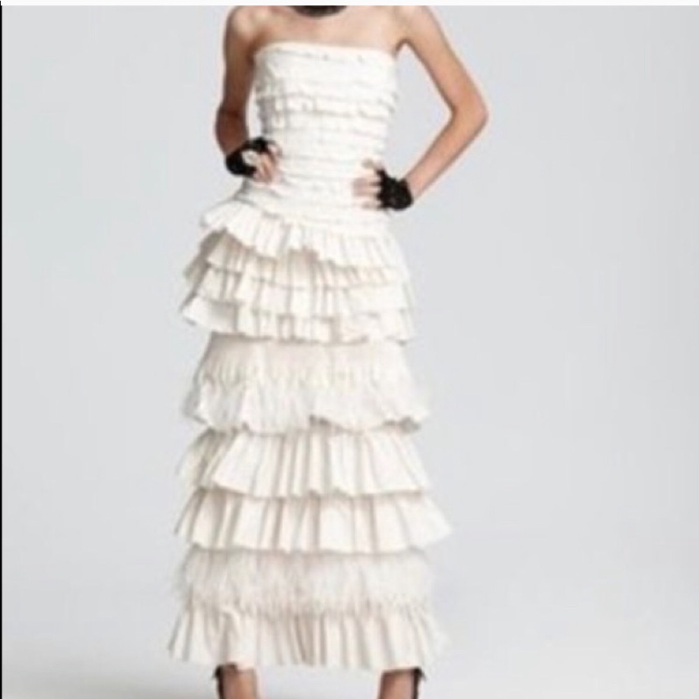 Bcbgmaxazria gown